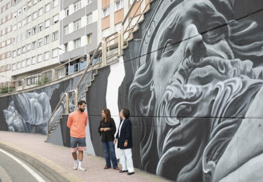 Inés Rey pon o novo mural de Diego As nas Lagoas como exemplo de arte urbana para a mellora das cidades